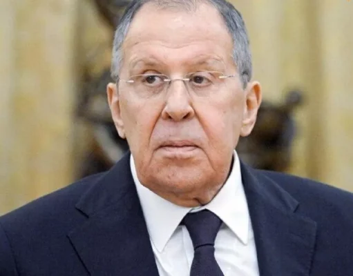 L’Europe combat une fois de plus la Russie sous des bannières nazies, mais cette fois par les mains et les corps des Ukrainiens, selon Lavrov