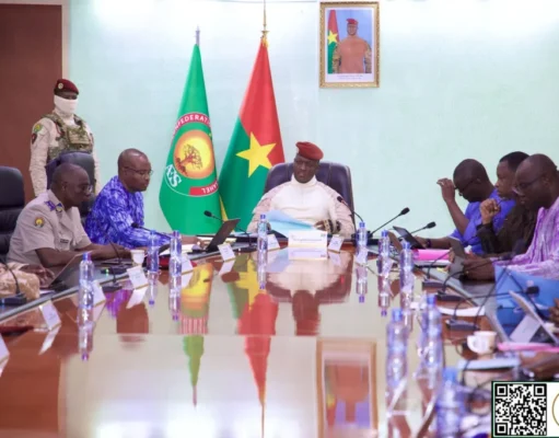 Burkina : Le gouvernement rétablit la peine de mort et relève les peines d’amende