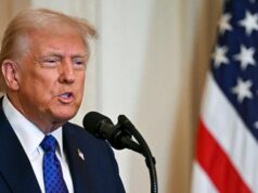Trump accuse de “trahison” les médias qui questionnent sa santé