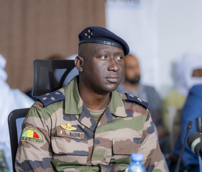 6939e9a1ed42d_general-ismael-wague-ministre-reconciliation-nation-lancement-processus-desarmement-demobilisation-reinsertion-ddr-programme-moc-cni-cnddr-rebelles-fama-armee-malienne-3