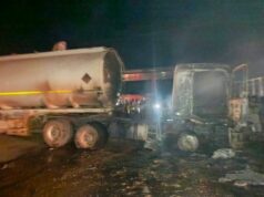 Bougouni : Incendie majeur dans une station-service, deux camions détruits