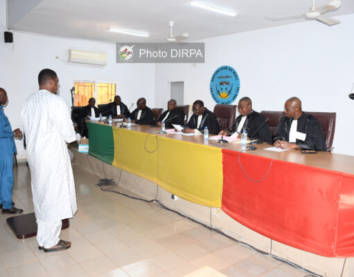 TRIBUNAL MILITAIRE DE BAMAKO : verdict de non-culpabilité dans une affaire d’escroquerie
