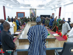 Guinée : Mamadi Doumbouya préside le Conseil supérieur de défense nationale