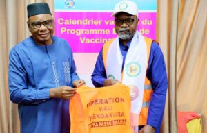 𝐀𝐮𝐝𝐢𝐞𝐧𝐜𝐞𝐬 𝐬𝐮𝐜𝐜𝐞𝐬𝐬𝐢𝐯𝐞𝐬 𝐚̀ 𝐝𝐞𝐬 𝐨𝐫𝐠𝐚𝐧𝐢𝐬𝐚𝐭𝐢𝐨𝐧𝐬 𝐞𝐧𝐠𝐚𝐠𝐞́𝐞𝐬 𝐝𝐚𝐧𝐬 𝐥𝐞 𝐝𝐞́𝐯𝐞𝐥𝐨𝐩𝐩𝐞𝐦𝐞𝐧𝐭 𝐬𝐨𝐜𝐢𝐨𝐜𝐨𝐦𝐦𝐮𝐧𝐚𝐮𝐭𝐚𝐢𝐫𝐞