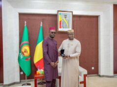CNT : Le Président Malick Diaw reçoit le cinéaste Kalidou Sy pour magnifier l’œuvre de Yambo Ouologuem.